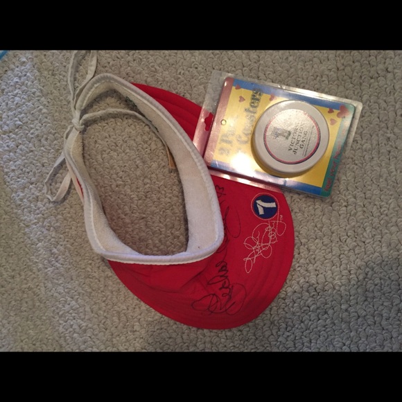 Richard Petty autographed visor, Victory Junction main image 6